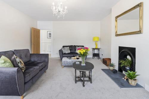 Brixham House | The Heart of Brixham, Bolton Plaice, Luxury Apartment