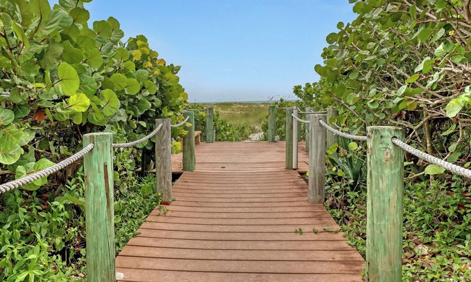 Cocoa Beach House | The Heartland: a beach front cottage with vintage charm