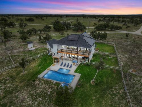Fredericksburg House | The Heavy Pour