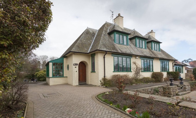 Montrose Bed & Breakfast | The Hermitage Bed & Breakfast Montrose