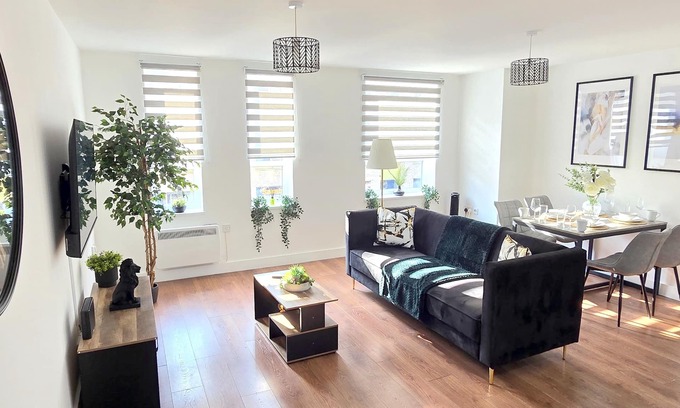 Northern Quarter Apartment | The Hidden Chapter - Manchester