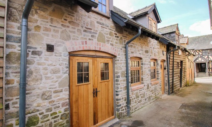 Bishops Castle House | The Hideaway