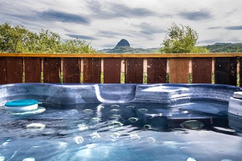 Lochinver Cabin | The Hideaway