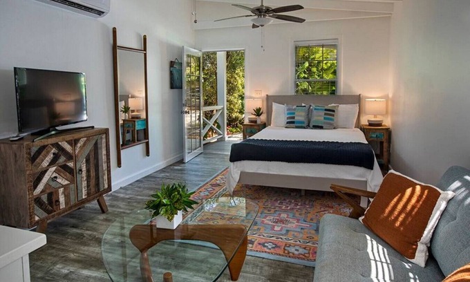 Estate Hull Cottage | The Hideaway Hull Bay Cottage 3