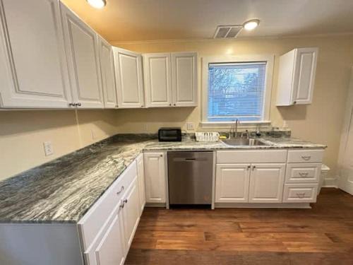 Oneonta House | The Hill All Star Baseball Rentals