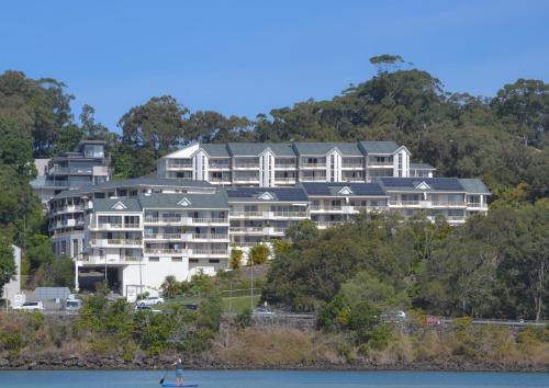 Currumbin Apartment | The Hill Apartments Currumbin Beach