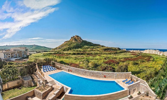 Marsalforn Apartment | The Hillock North G2