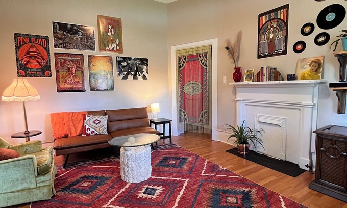 Newnan Apartment | ~The Hippie Haven~