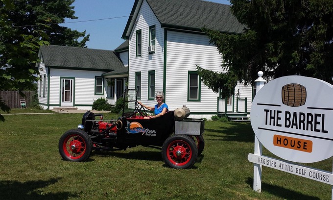 Port Colborne Other | The Historic Bootlegger Barrel House At Whisky Run Golf Club In Port Colborne