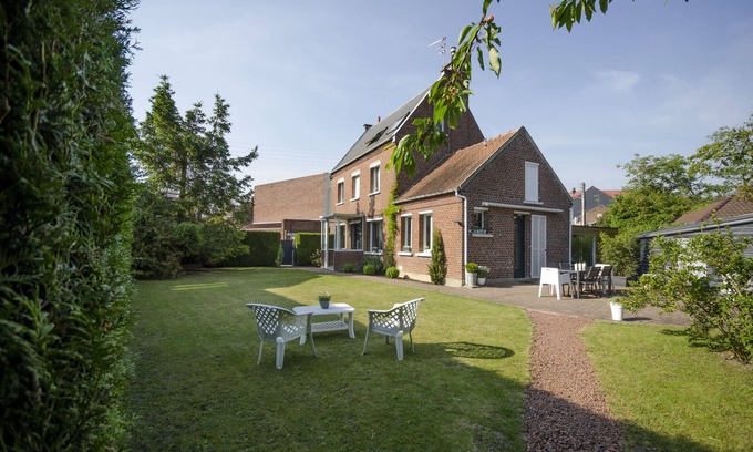 Arras House | The historic cottage of the house