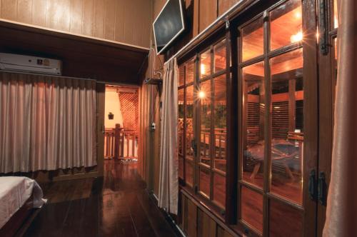 Mueang Kao Bed & Breakfast | The history cafe' & guesthouse