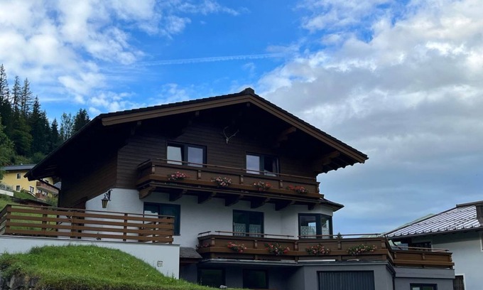 Dienten am Hochkoenig Apartment | The Hochkönig view - apartment/apartment, shower, toilet, 2 bedrooms