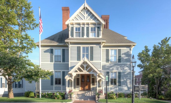 Portsmouth Hotel | The Hotel Portsmouth - Downtown