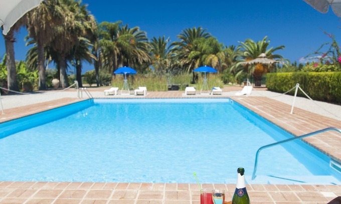 Sant'Agata di Militello House | The House In The Park with Swimming Pool