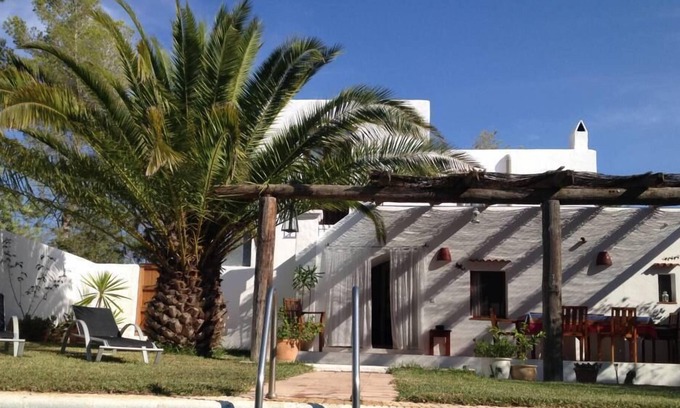 Sant Joan de Labritja House | The house is located in San Juan five minutes for Benirras Creek