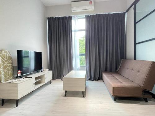 Downtown Kota Kinabalu Apartment | THE HOUSE of HAPPINESS JESSELTON QUAY