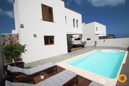 Costa Teguise Villa | The House of Origin