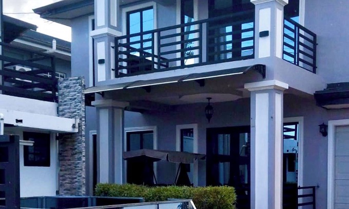 Claxton Bay House | The House of Praise 4Bd
