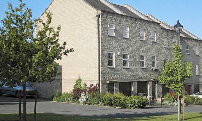 Chipping Norton Cottage | The House On The Green