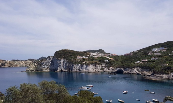 Le Forna House | The house on the sea Ponza