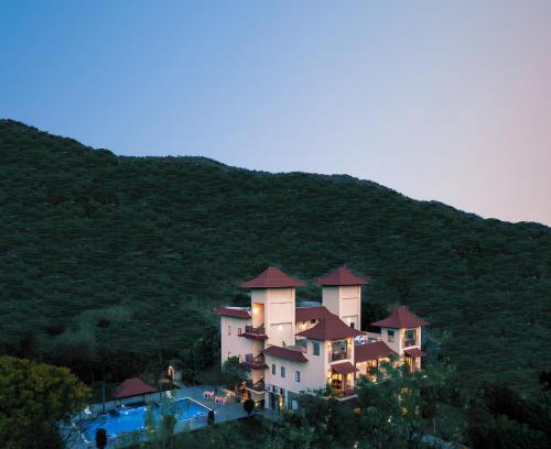 Udaipur Hotel | The Hunting Lodge - Luxury Resort in Udaipur