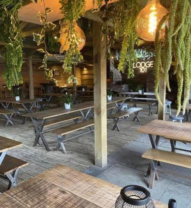 Forsbrook Hotel | The Huntsman