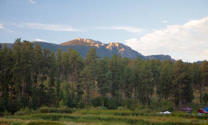 Hill City Cabin | The Hynes Cabin- 1925 Renovated Classic with Stunning Views