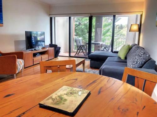 Fremantle Apartment | The Iceworks-overlooking Esplanade W Parking 2 Carscentral