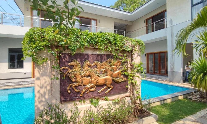 South Pattaya Villa | The Imperial Majestic Siam Bay Villa
