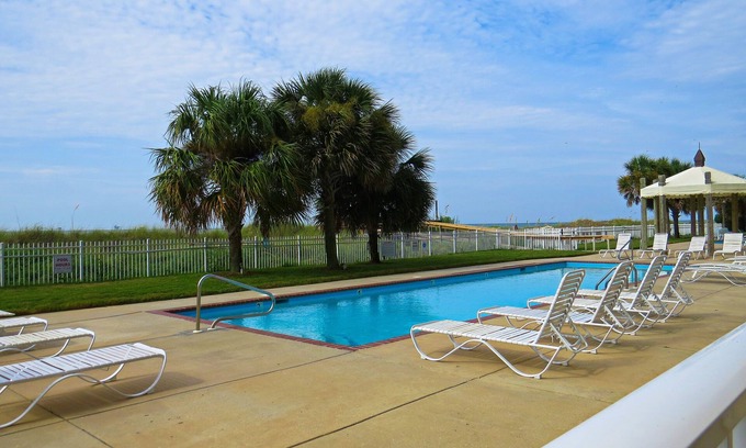 Dauphin Island Condo | The Inn at Dauphin Island Unit 103