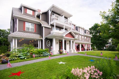 Bar Harbor Hotel | The Inn on Mount Desert