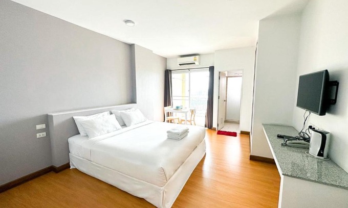 Khanna Yao Apartment | The Island Resort