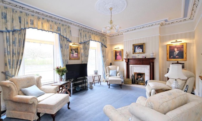 Central Aberdeen House | The Jays Guest House