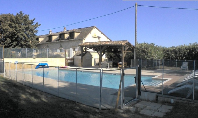Gageac-et-Rouillac Cottage | The Jessica Naudines