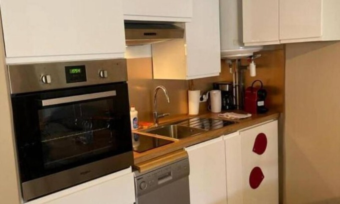 Cœur de Ville Apartment | The Joan Miro - 100m from the thermal baths