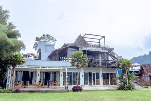 Candikuning House | The Joglo Beratan