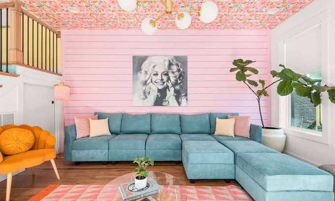 Nashville House | The Jolene Bubbly Bar w/Views 5min to DT! 🍾