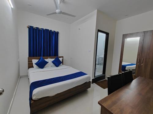 Gokulam Hotel | The Jugglers Rest