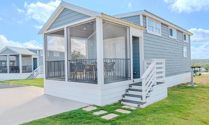 Fredericksburg Cottage | The June - 217
