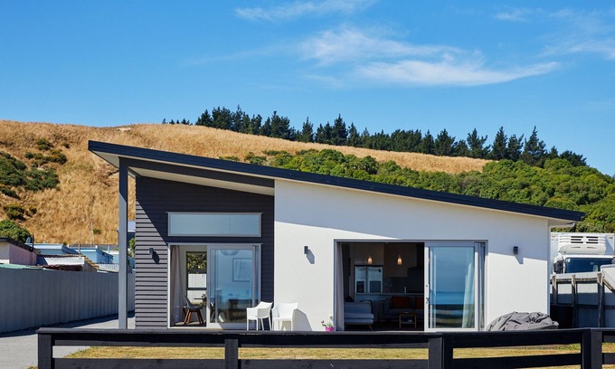 South Bay House | The Kaikoura Bach Retreat