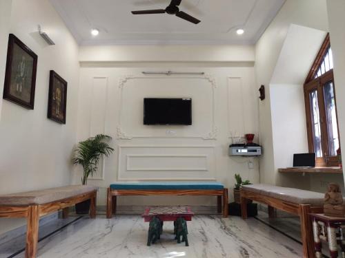 Shyam Nagar Hotel | The Karauli Villa by Le Pension Stays