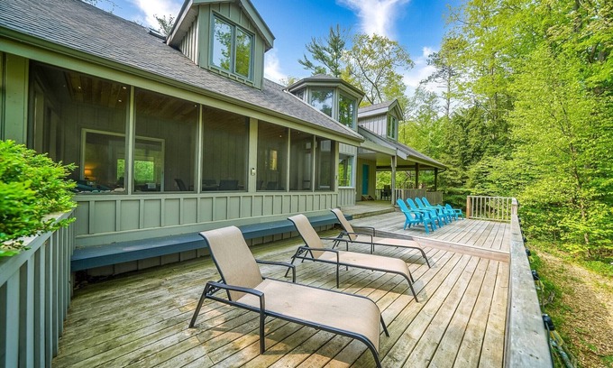 Grand Bend House | The Kayak Cottage - a nature retreat on the river, in the woods, near the beach.