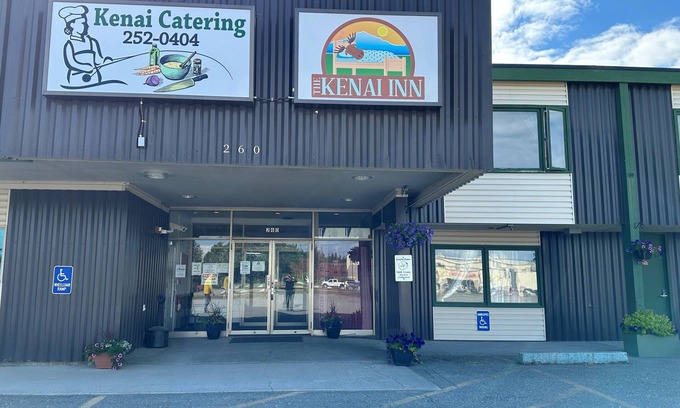 Kenai Hotel | The Kenai Inn