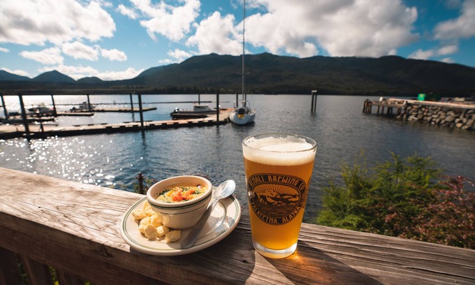 Ketchikan Hotel | The Ketch Inn