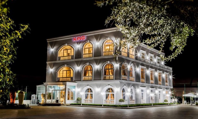 Rade Hotel | The King Resort