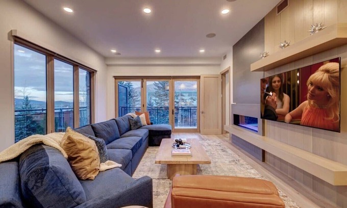 North Park City Condo | The Kings Crown | New Ski In Out 1BR at PC Base