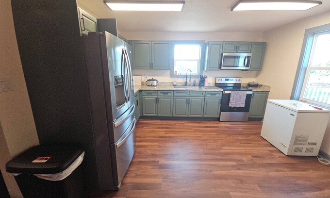 Boothville Cabin | The LA. Lodge Charming 2 Bedroom Fishing/Hunting Camp in Venice, La.