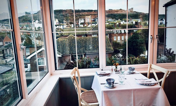 Old Town Hastings Bed & Breakfast | The Laindons
