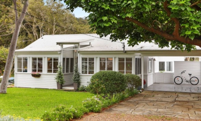 Pearl Beach House | THE LAKEHOUSE PEARL BEACH