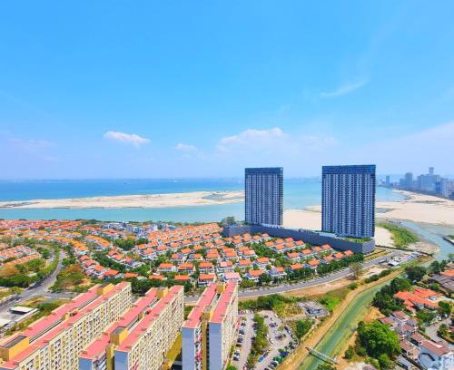 Tanjung Bungah Apartment | The Landmark by Comfy